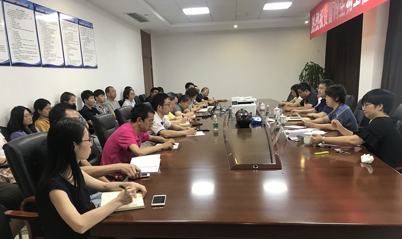 news01.jpg news01.jpg