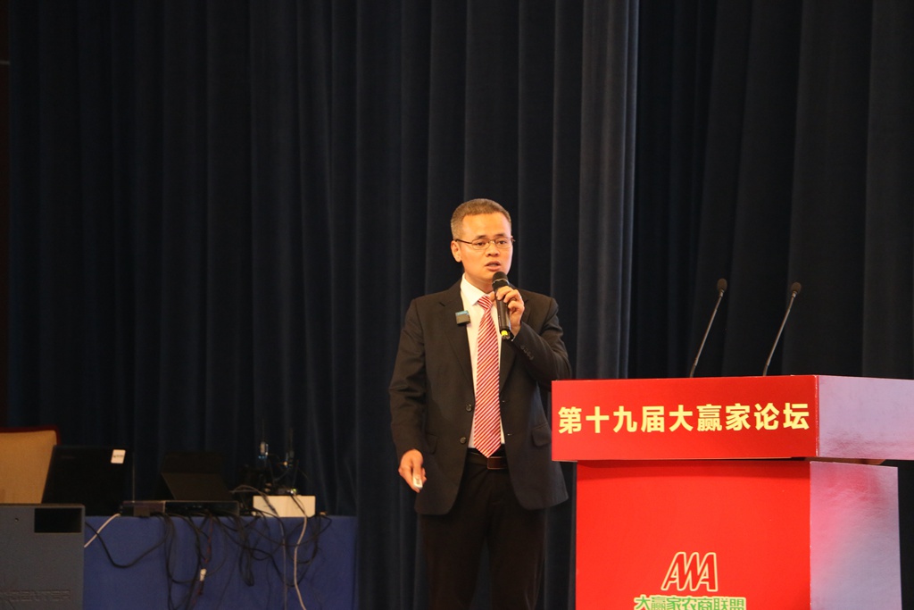 news06.jpg news06.jpg